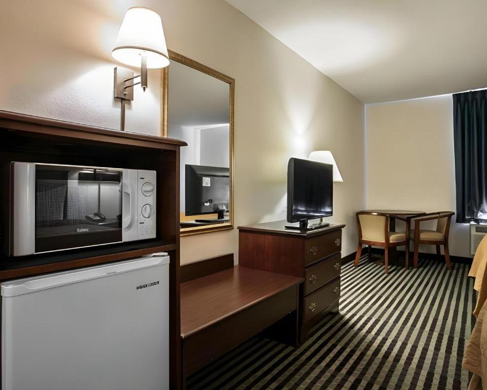 Quality Inn Columbia Airport West Columbia Exteriér fotografie