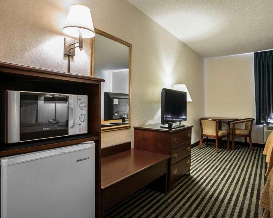 Quality Inn Columbia Airport West Columbia Exteriér fotografie